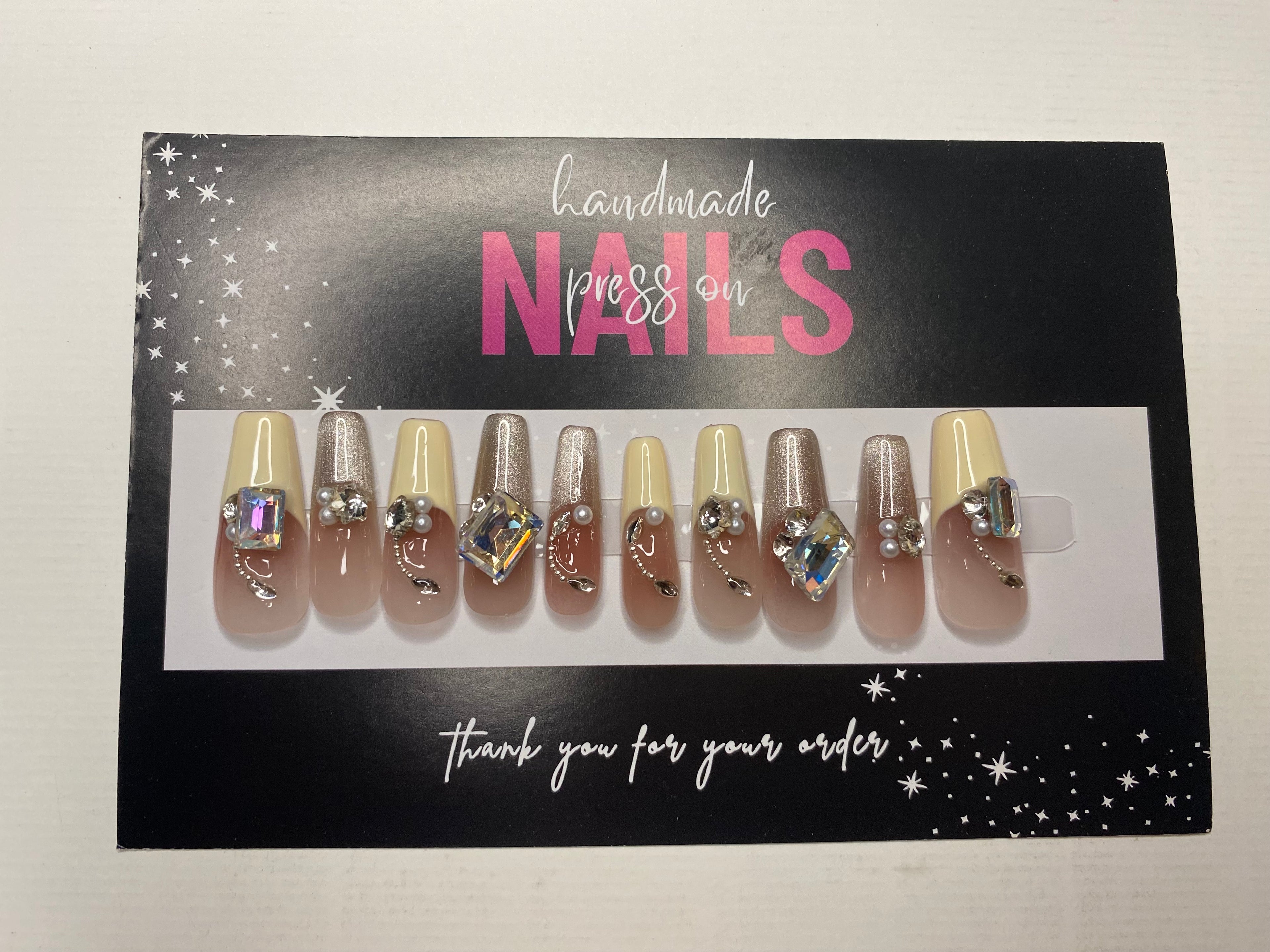 Medium Length Press-On Nails (Medium Size)