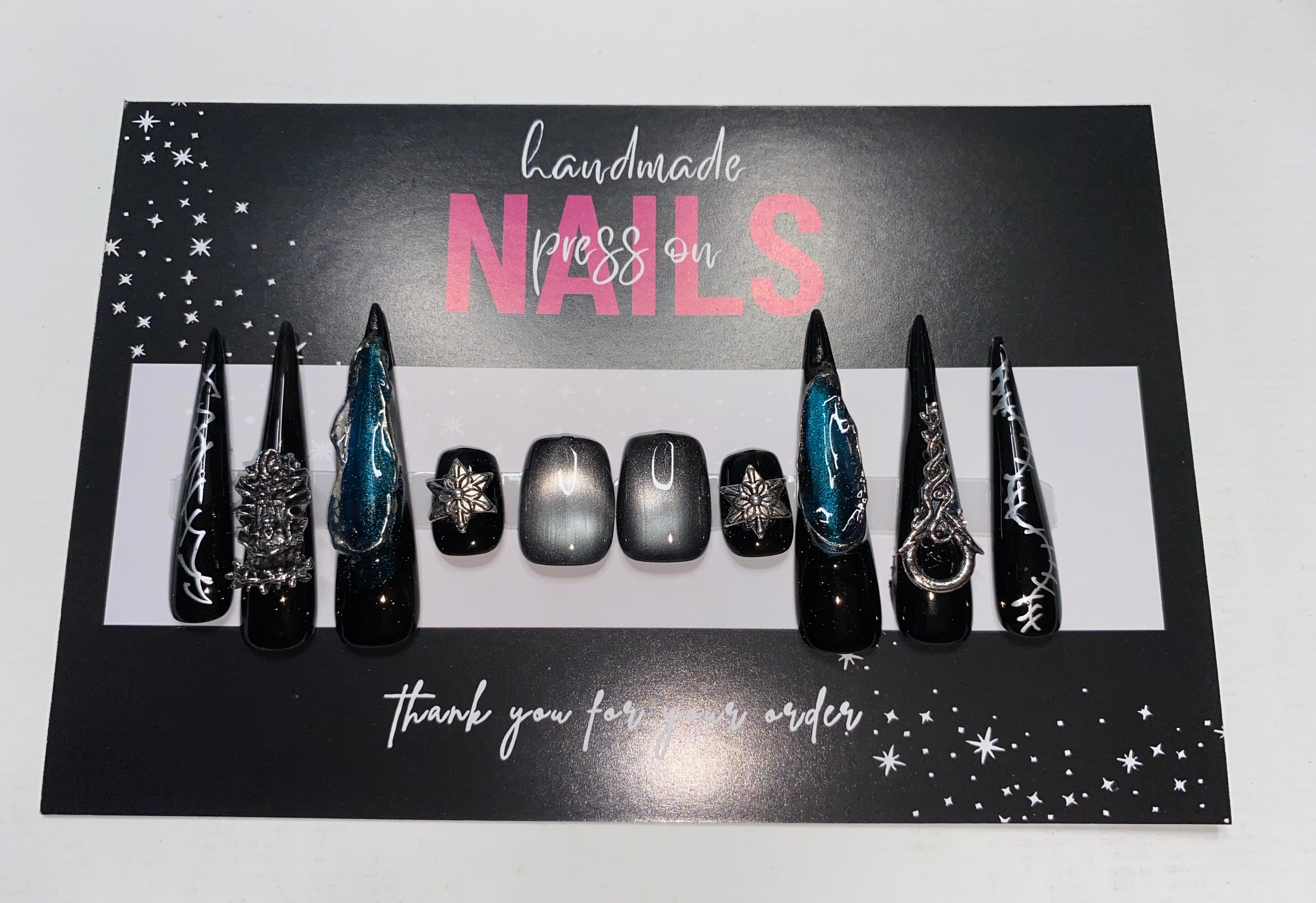 Goth/Emo Press-On Nails (Medium Size)