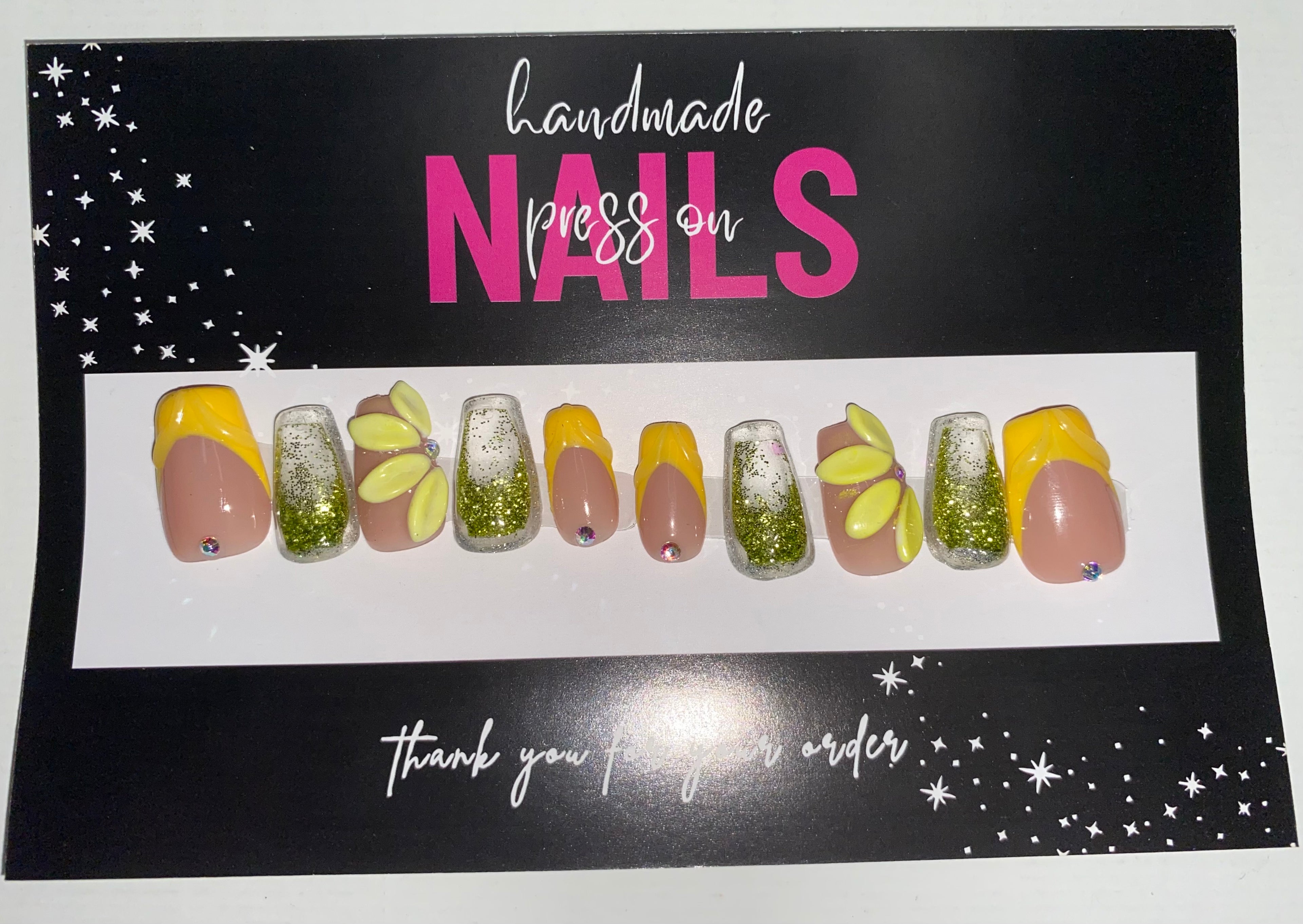 Press-On Water Nails  (Medium Size)