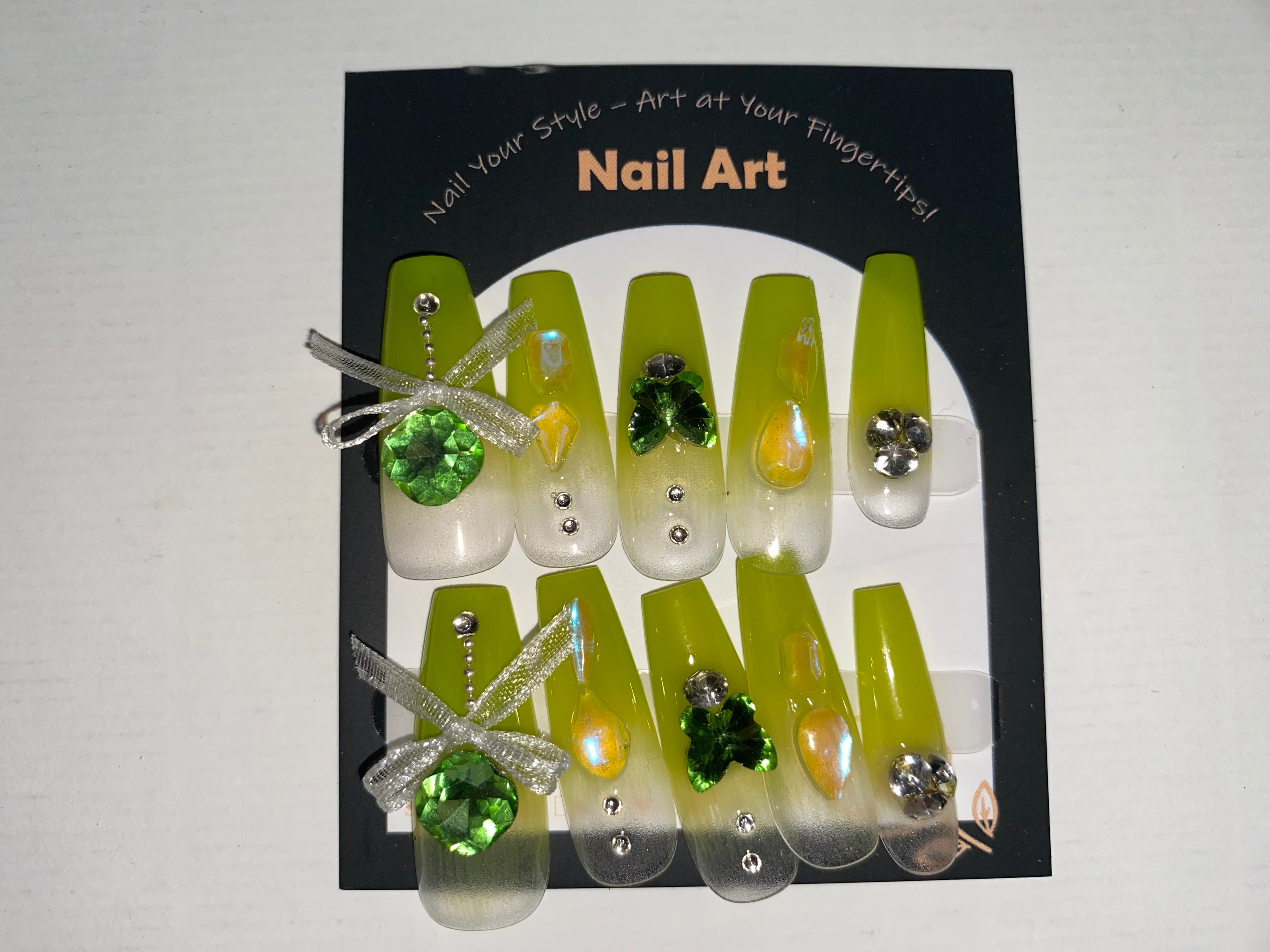 Clearance Press-On Nails (Medium Size)