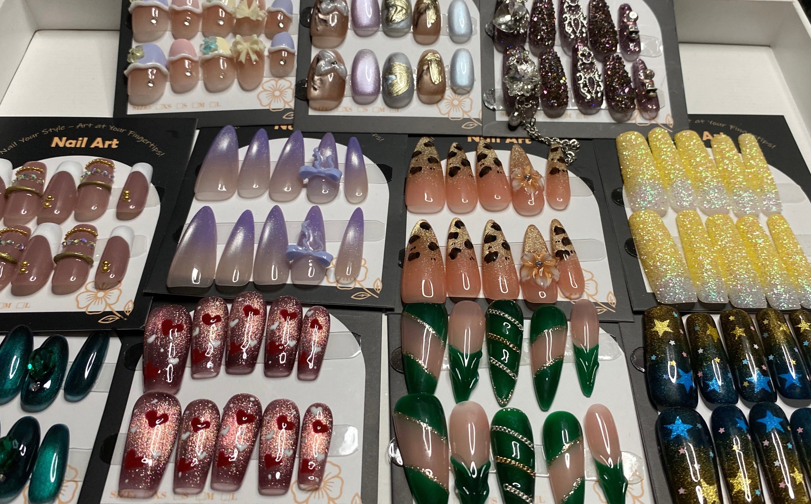 Small Size Press-On Nails (Small Size)