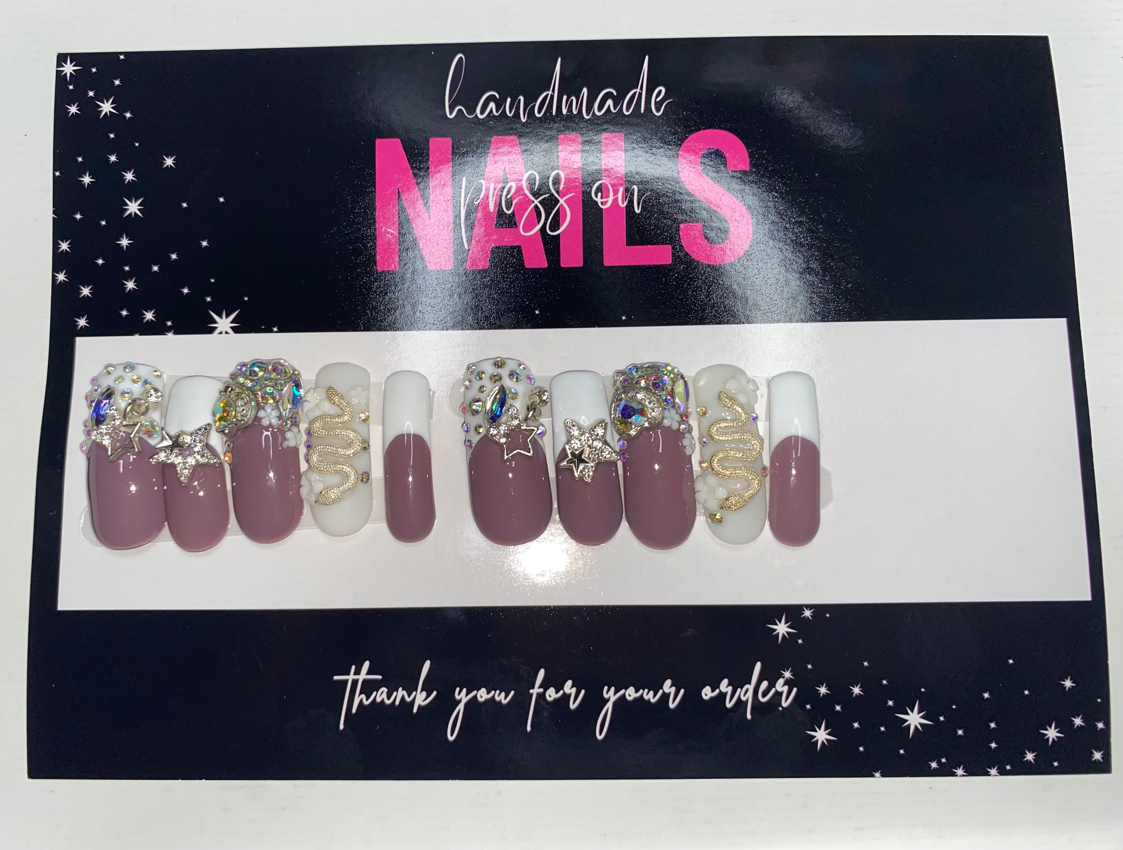 Curve Press-On Nails (Medium Size)