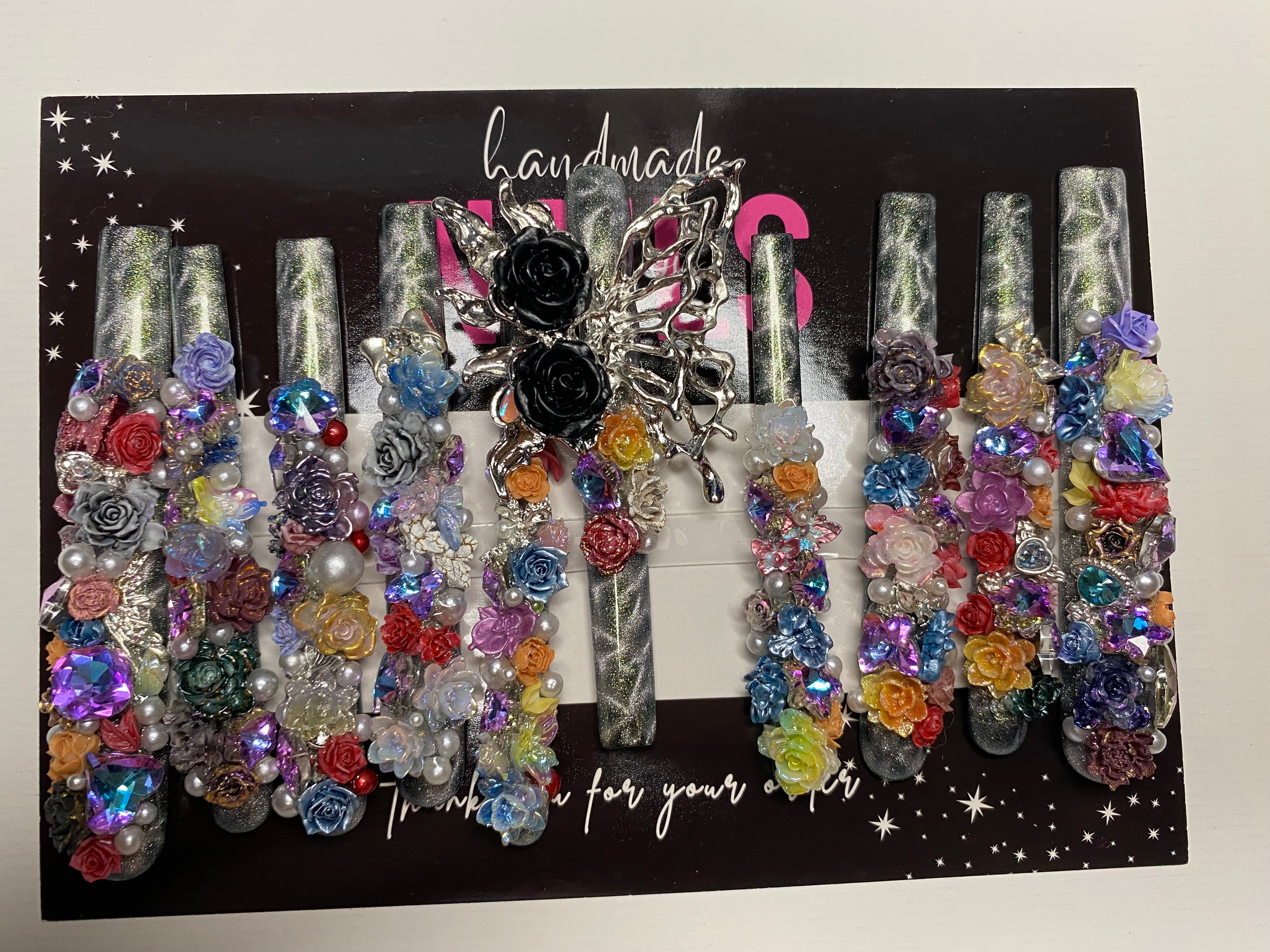 XXL Flower Press-On Nails (Medium Size)