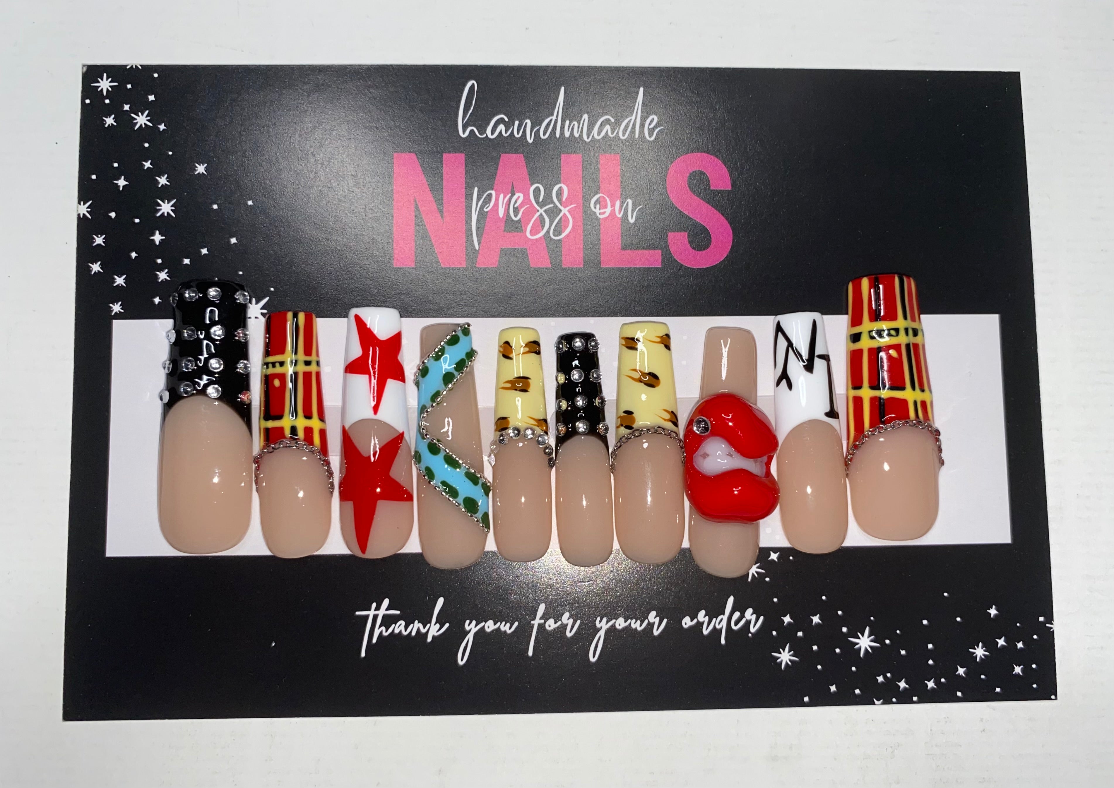 Press-On Junk Nails (Medium Size)