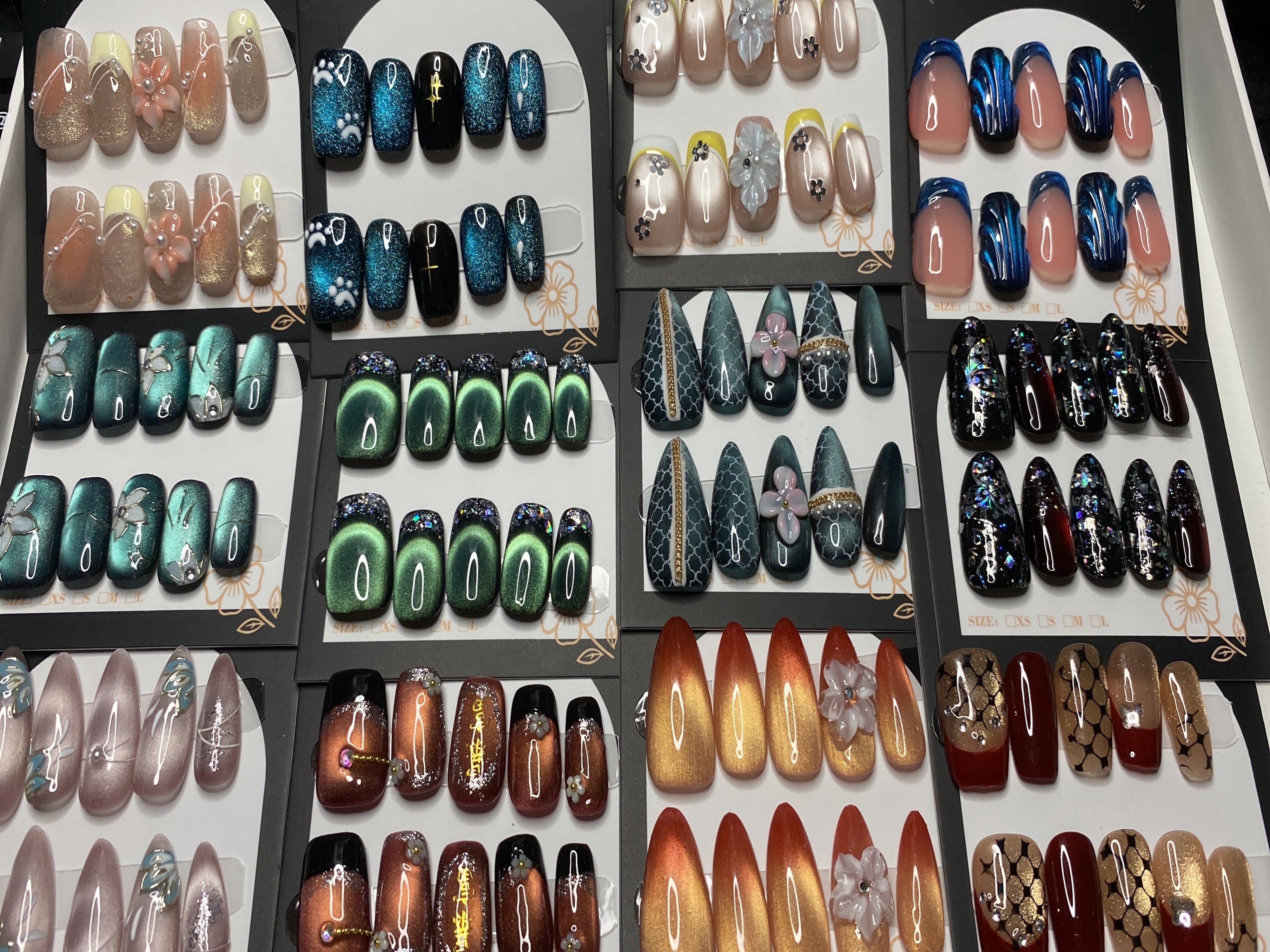 New Medium/Short Press-On Nails (Medium Size)