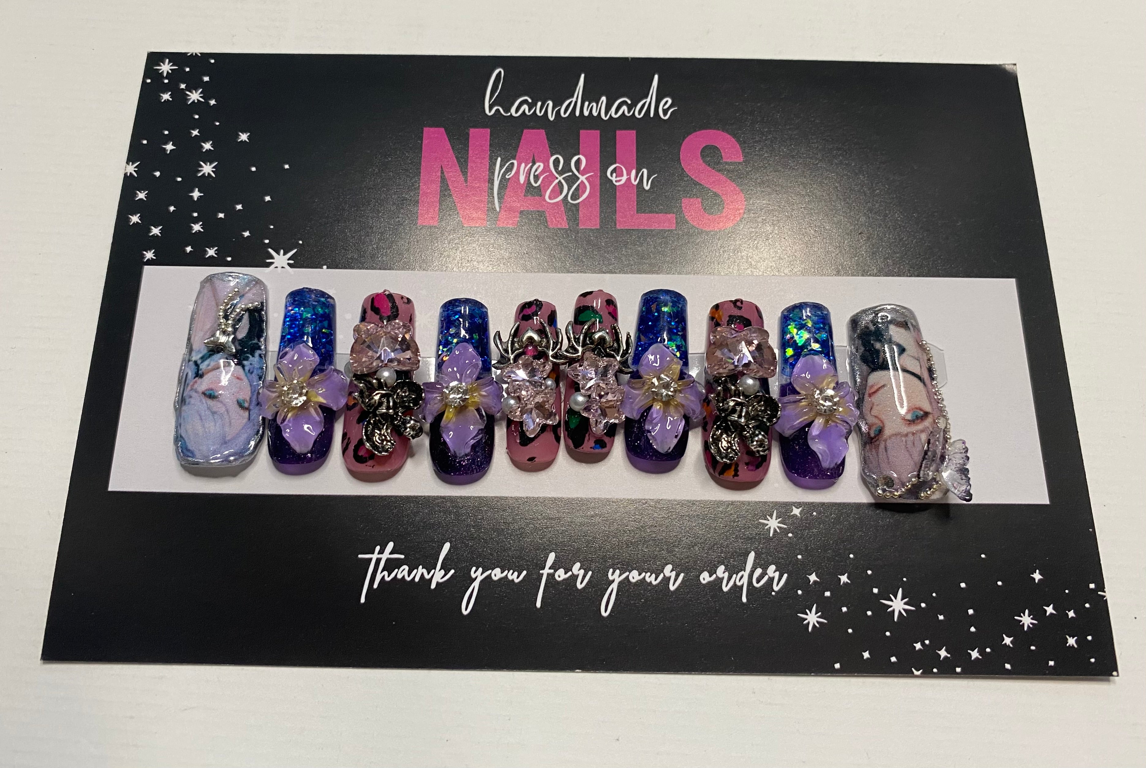 Press-On Water Nails  (Medium Size)