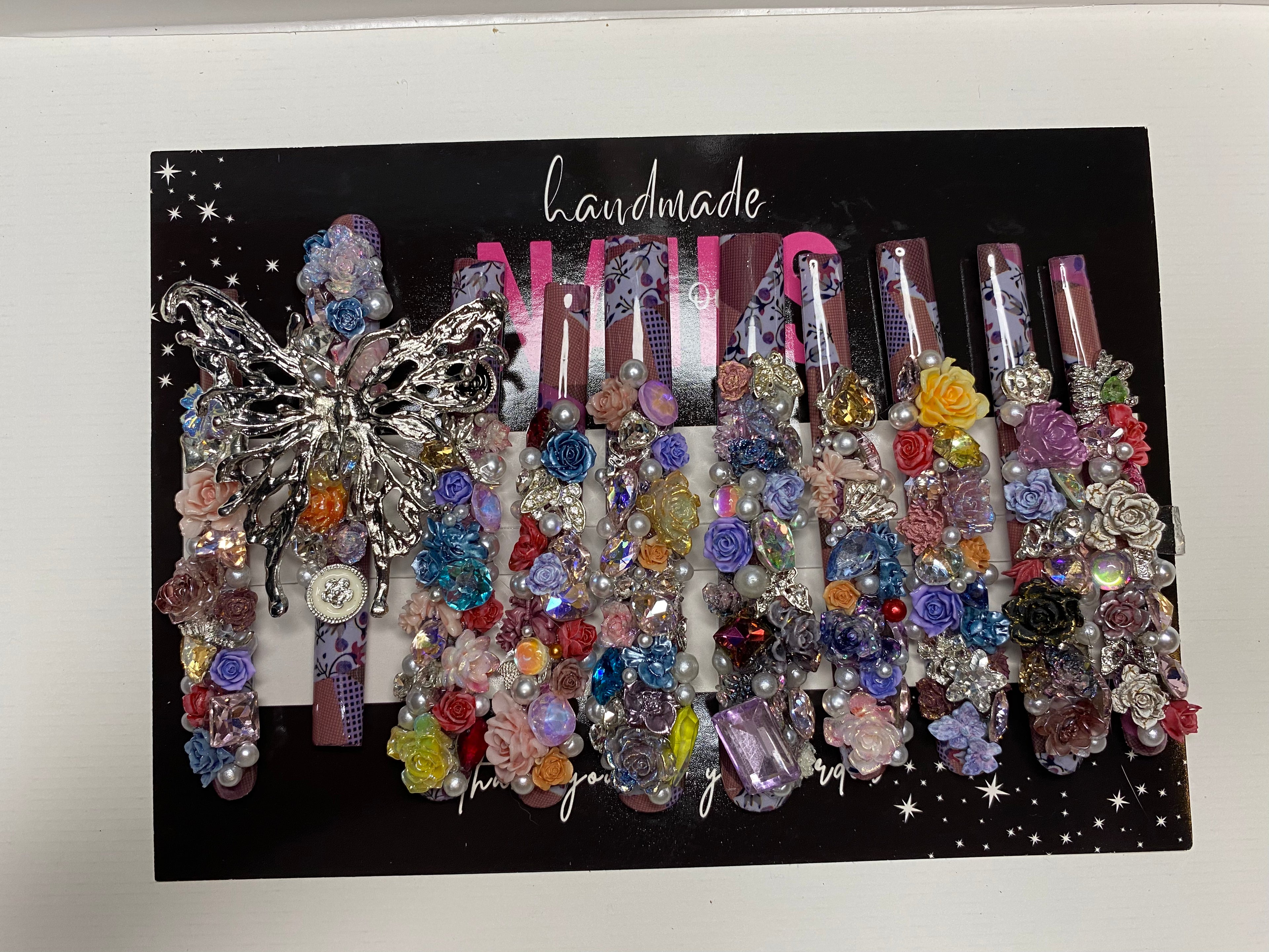 XXL Flower Press-On Nails (Medium Size)