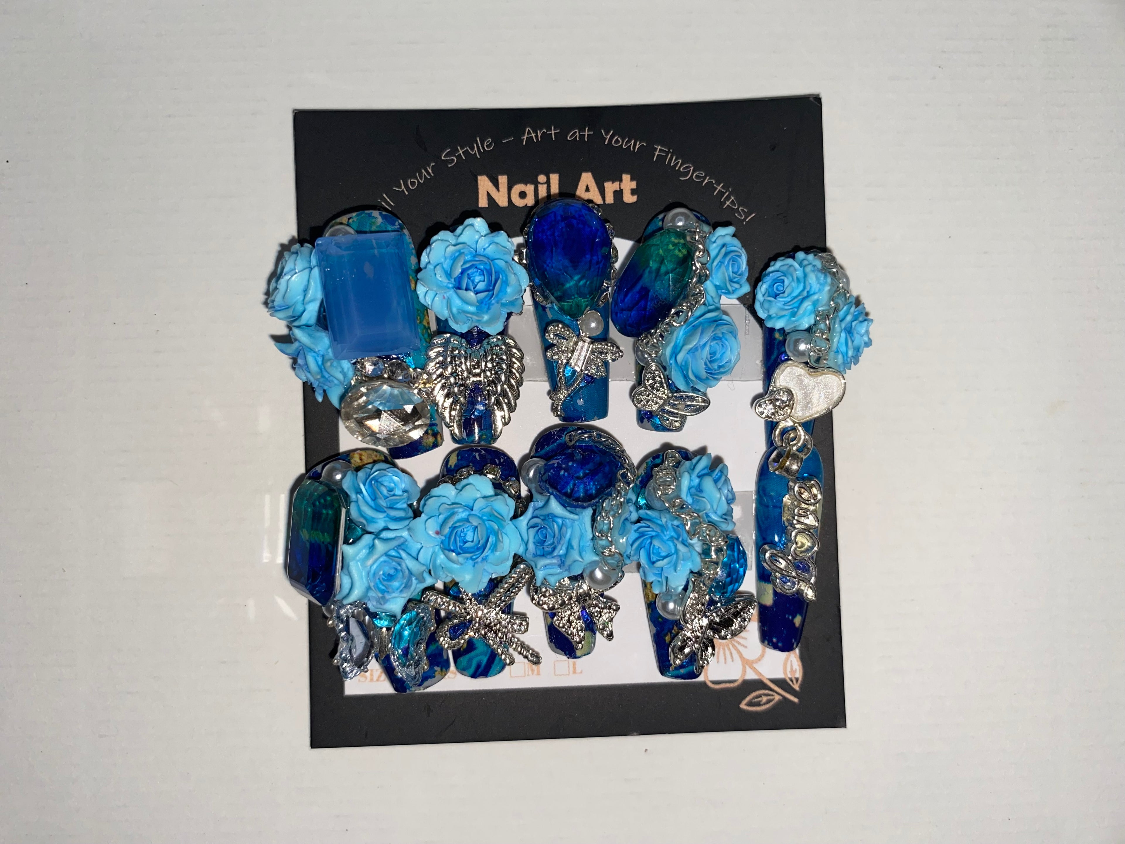 Metal/Crystal "Look" Press-On Nails (Medium Size)