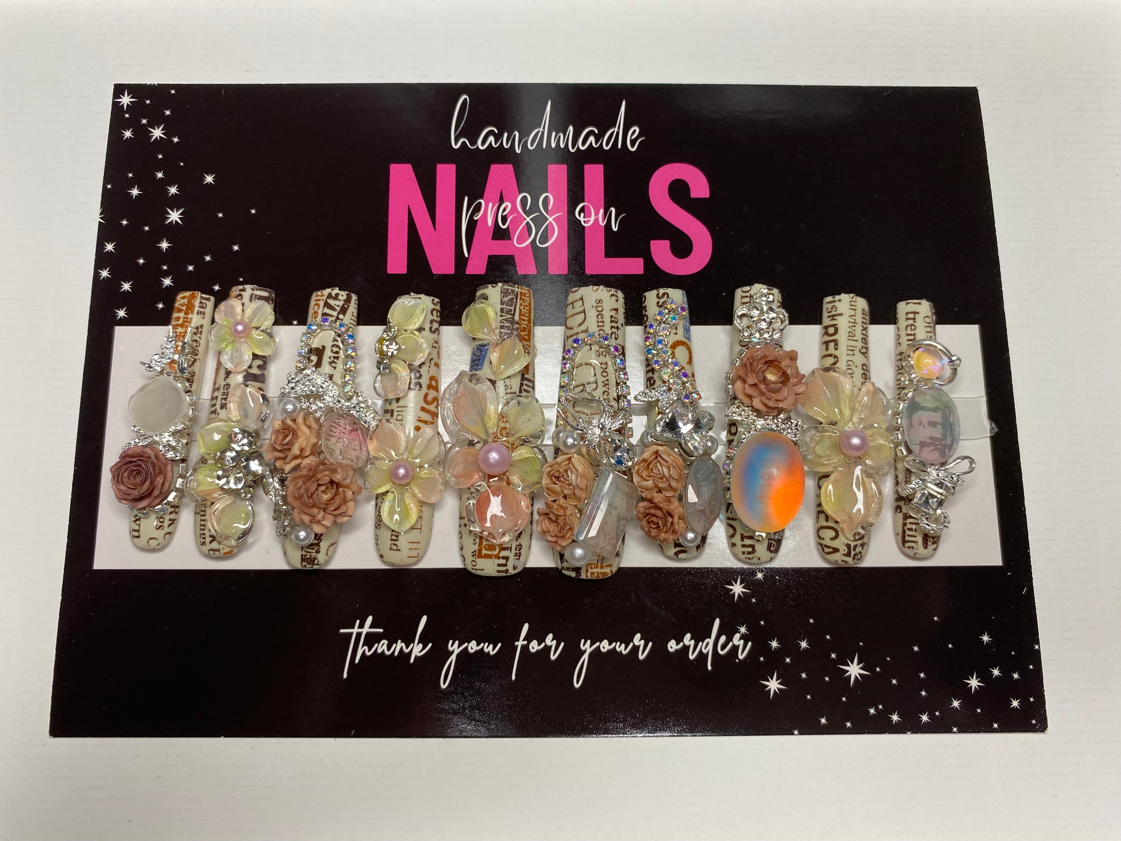 Long Press-On Nails (Medium Size)