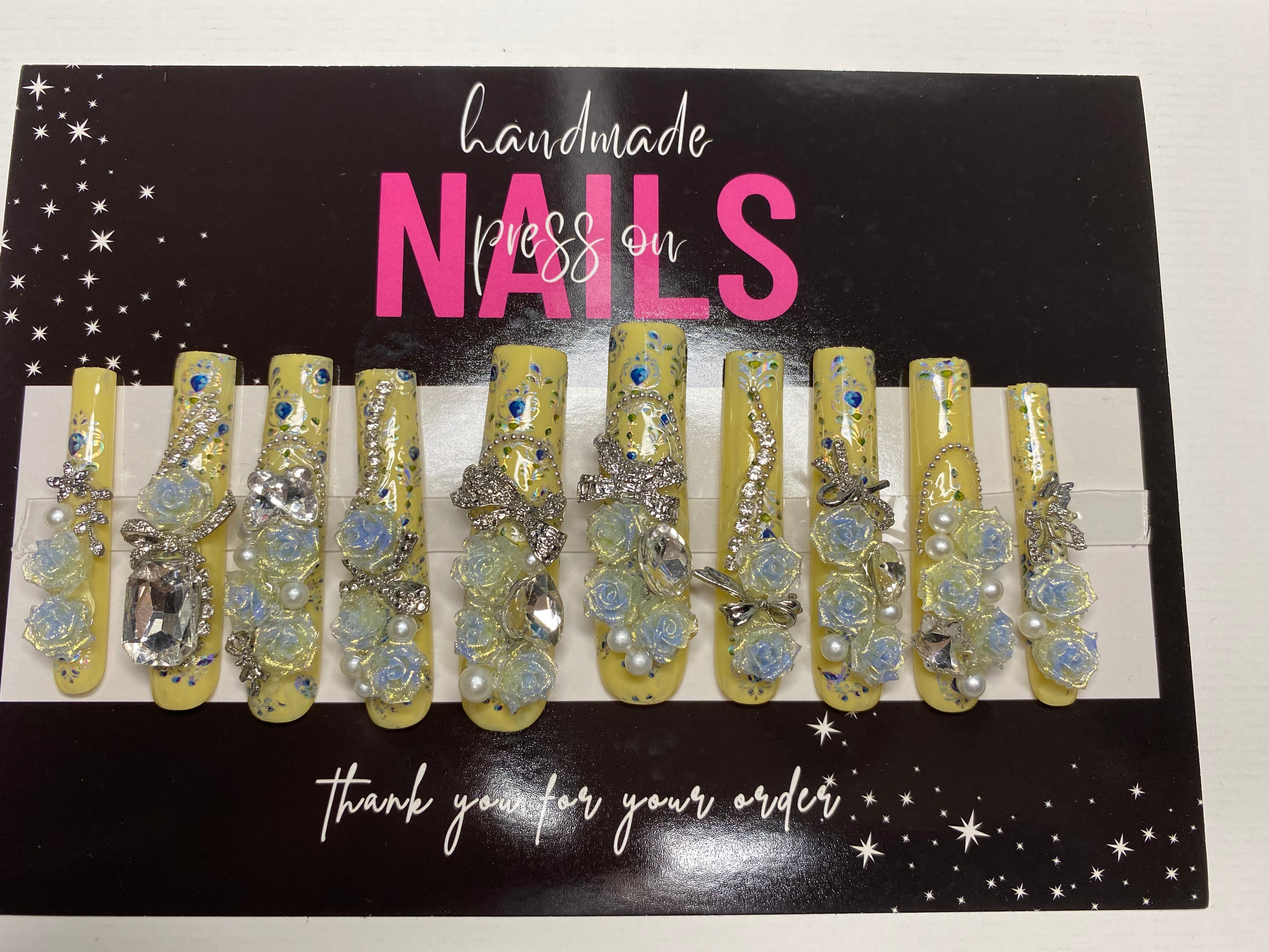 Long Press-On Nails (Medium Size)