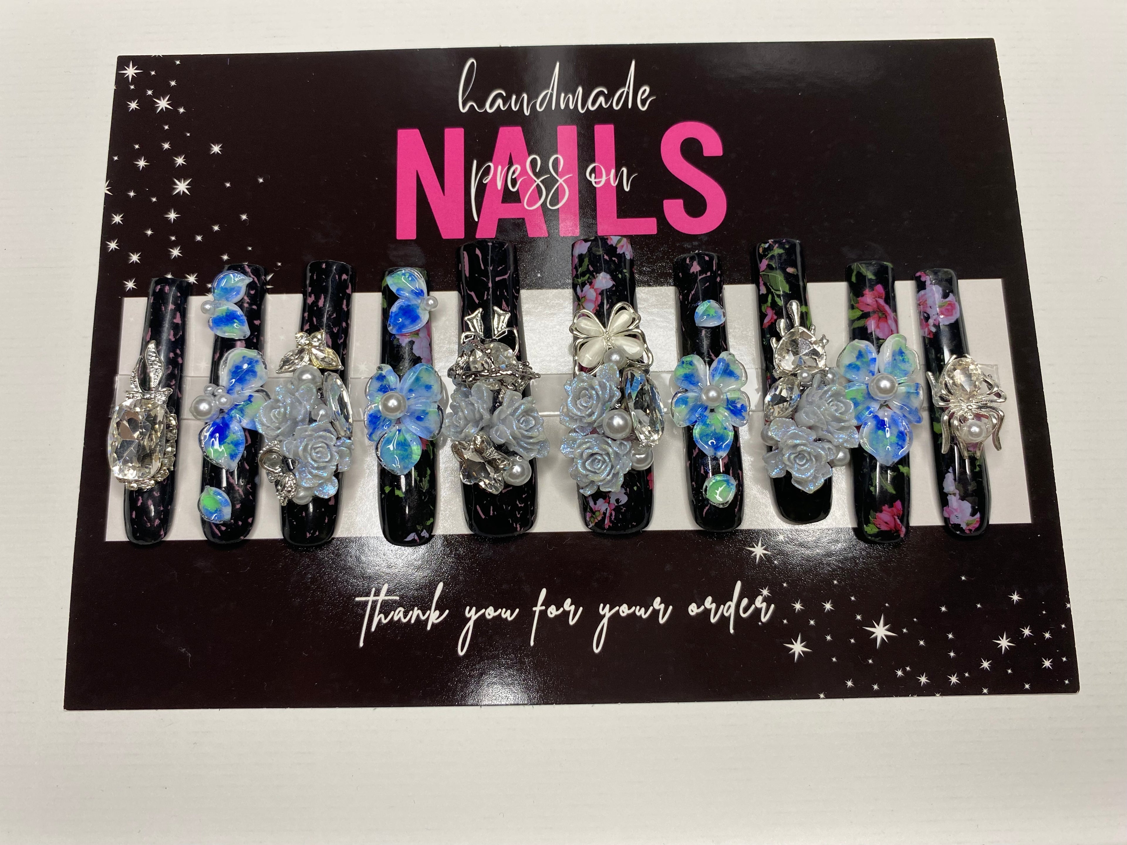 Long Press-On Nails (Medium Size)